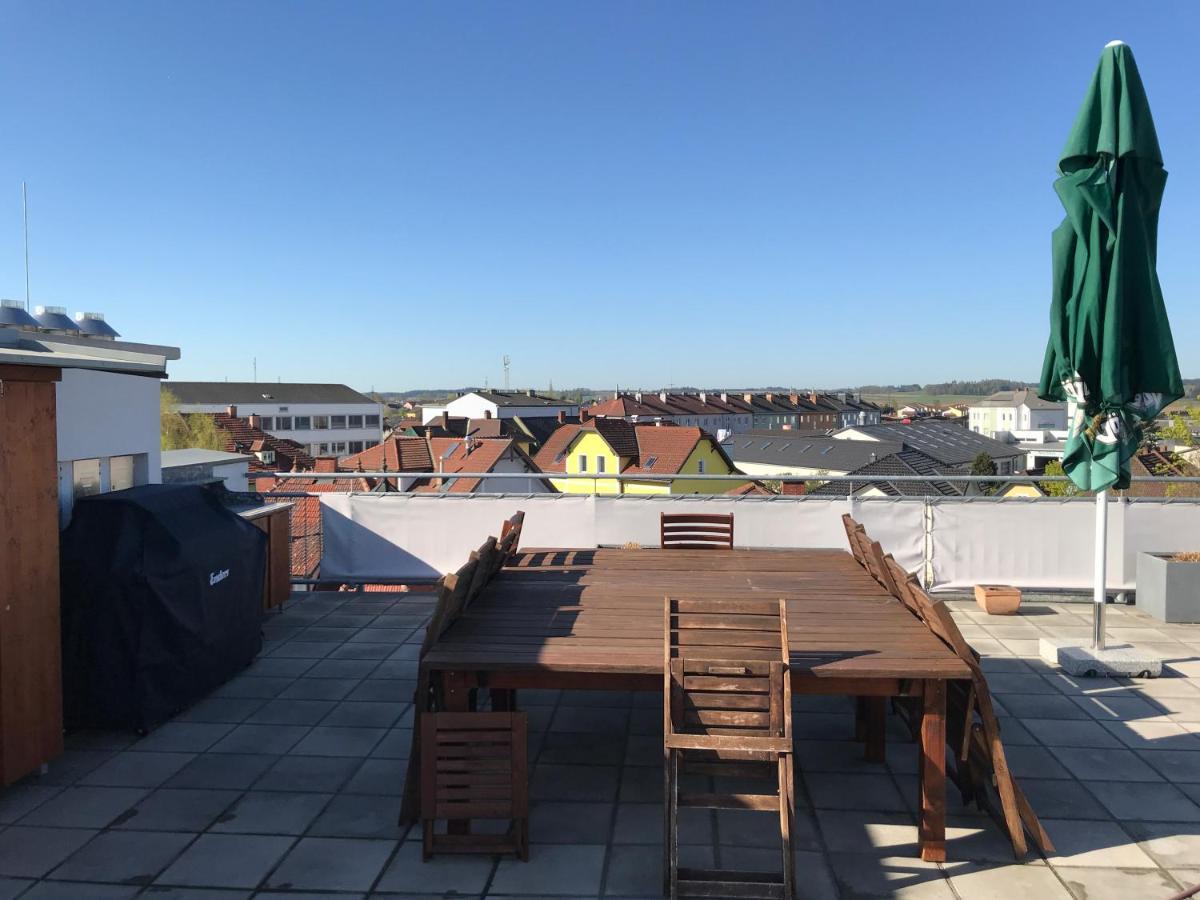 Penthouse Wohnung Am Radweg Mit Dachterasse Waidhofen an der Thaya Exterior photo